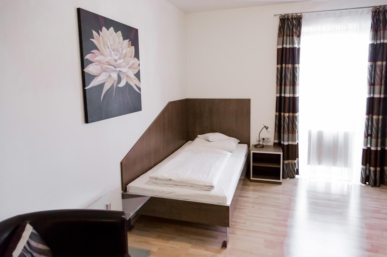 Aparthotel Othello 딩골핑 외부 사진